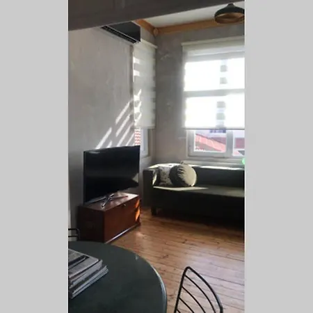 100 M2 Designer Flat Heart Of With Great City Views *