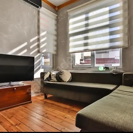 100 M2 Designer Flat Heart Of With Great City Views Lejlighed Istanbul